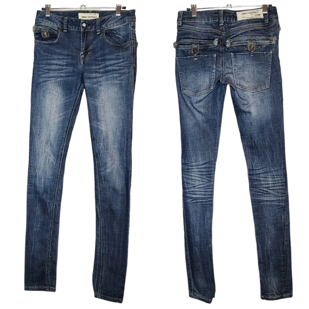 Jimmy Taverniti jeans. Women's size 26. 32" inseam.‎ Medium wash